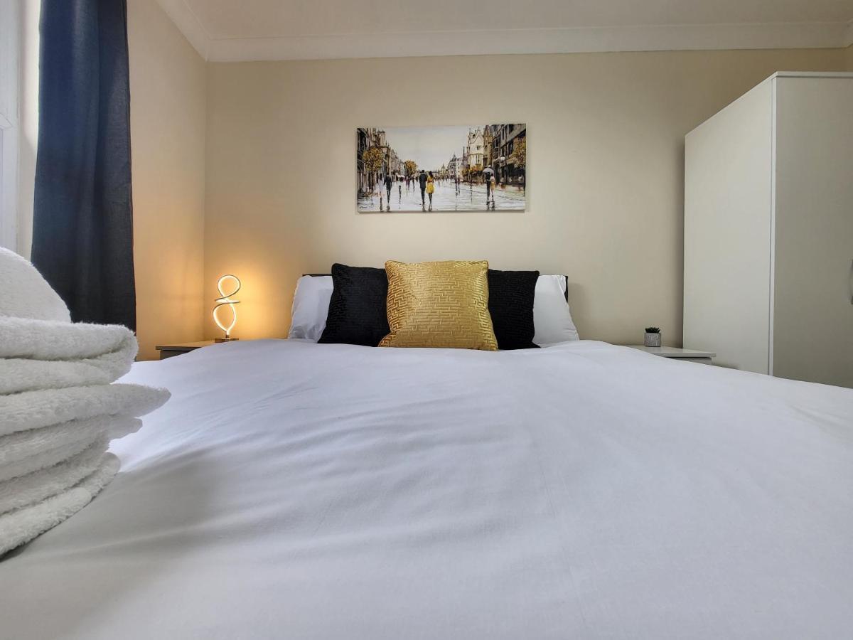 Tooting Bec Central Apartment By London Tube Exterior photo